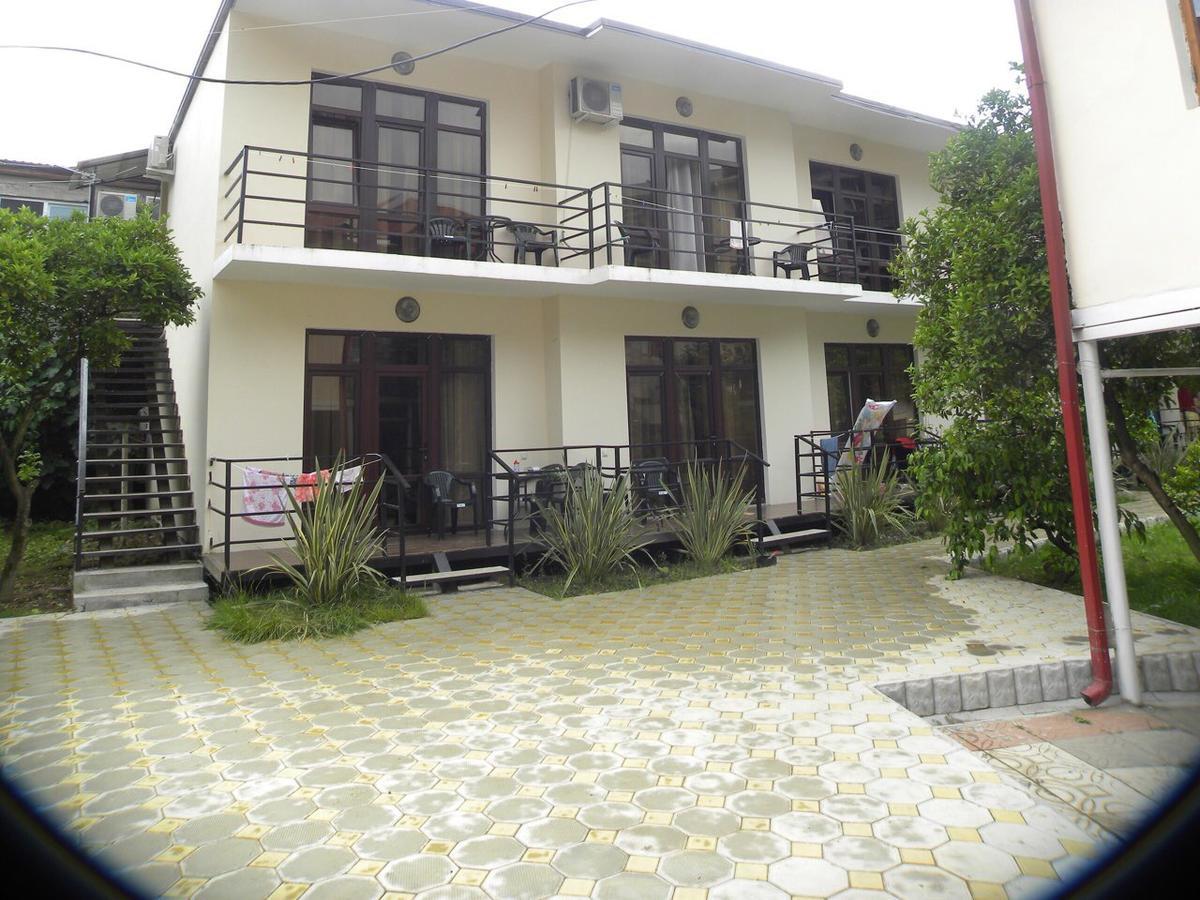 Guest House Dali Gagra Exterior photo